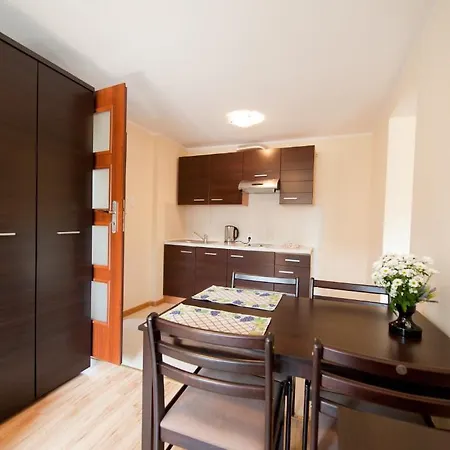 加迪纳别墅 公寓 格丁尼亚